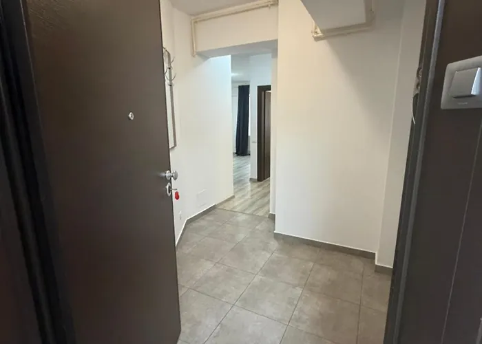 Apartment Vitan Deluxe Two-bed With Free Parking *